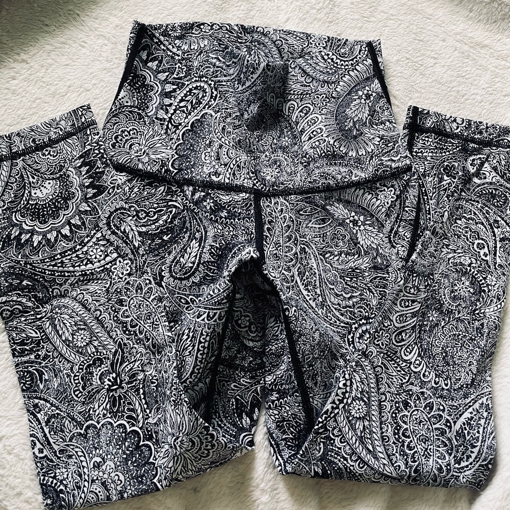 Lululemon leggings